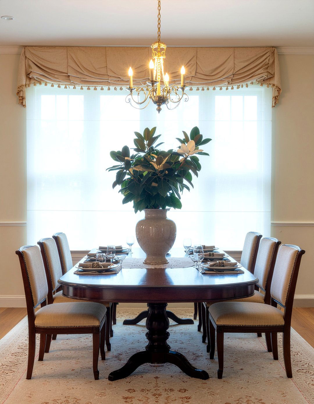 Magnolia Branch Decor - 30 dining room fresh flower ideas