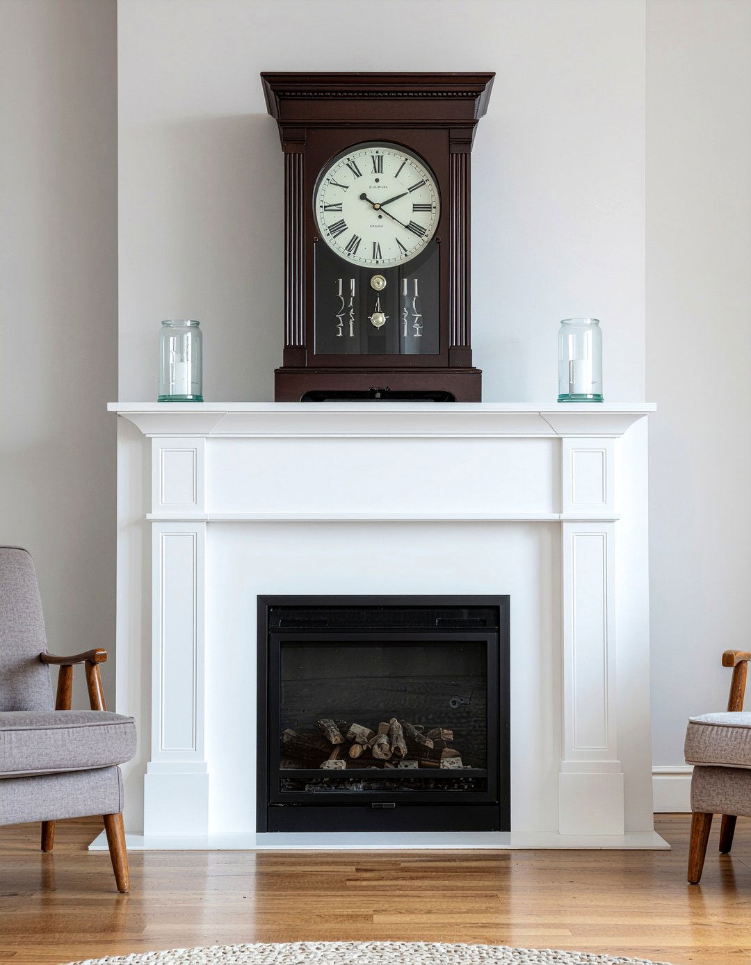 Mantel Clock Decor - 30 living room vignette ideas