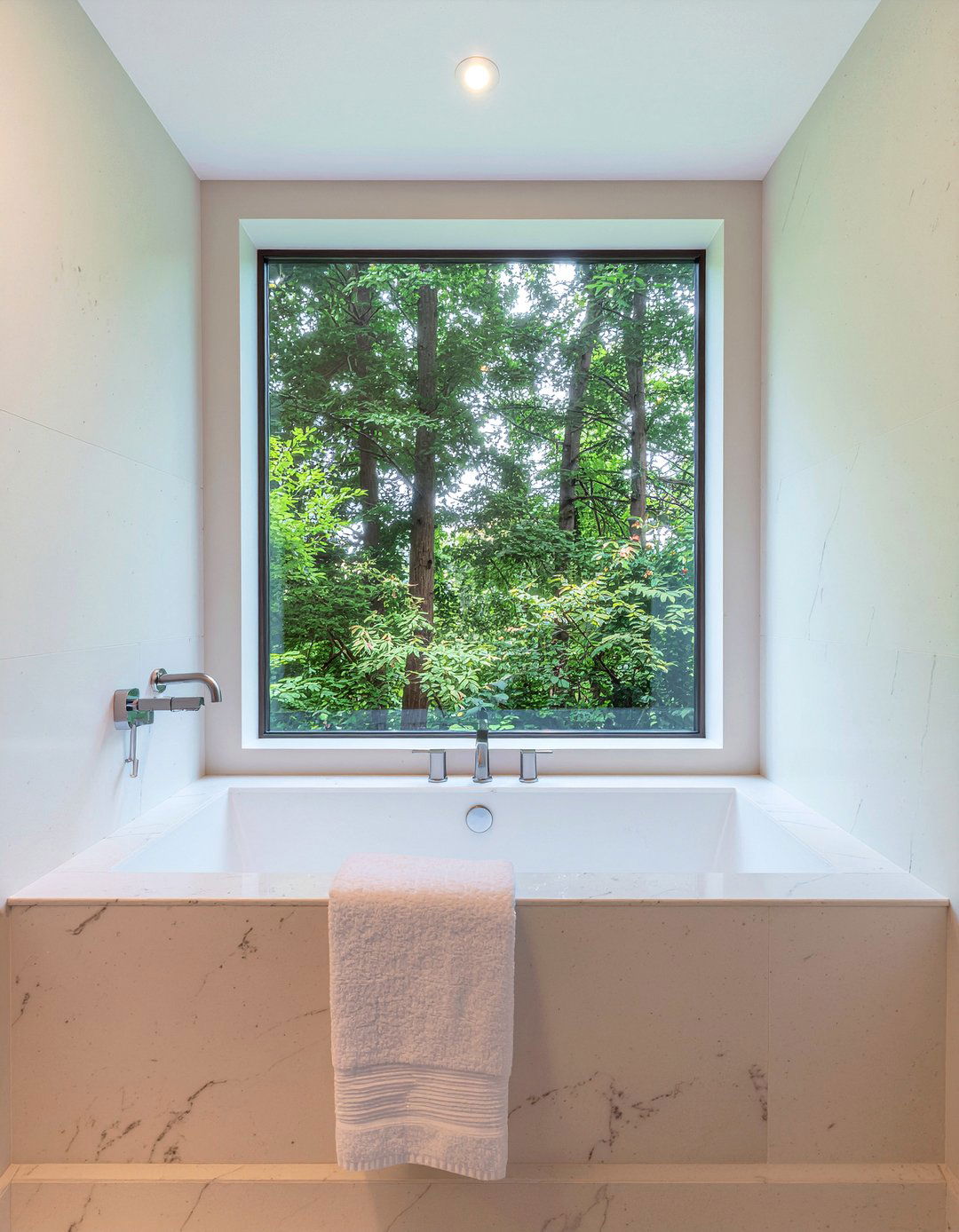 Marble Bathtub Surround - 30 marble bathroom ideas