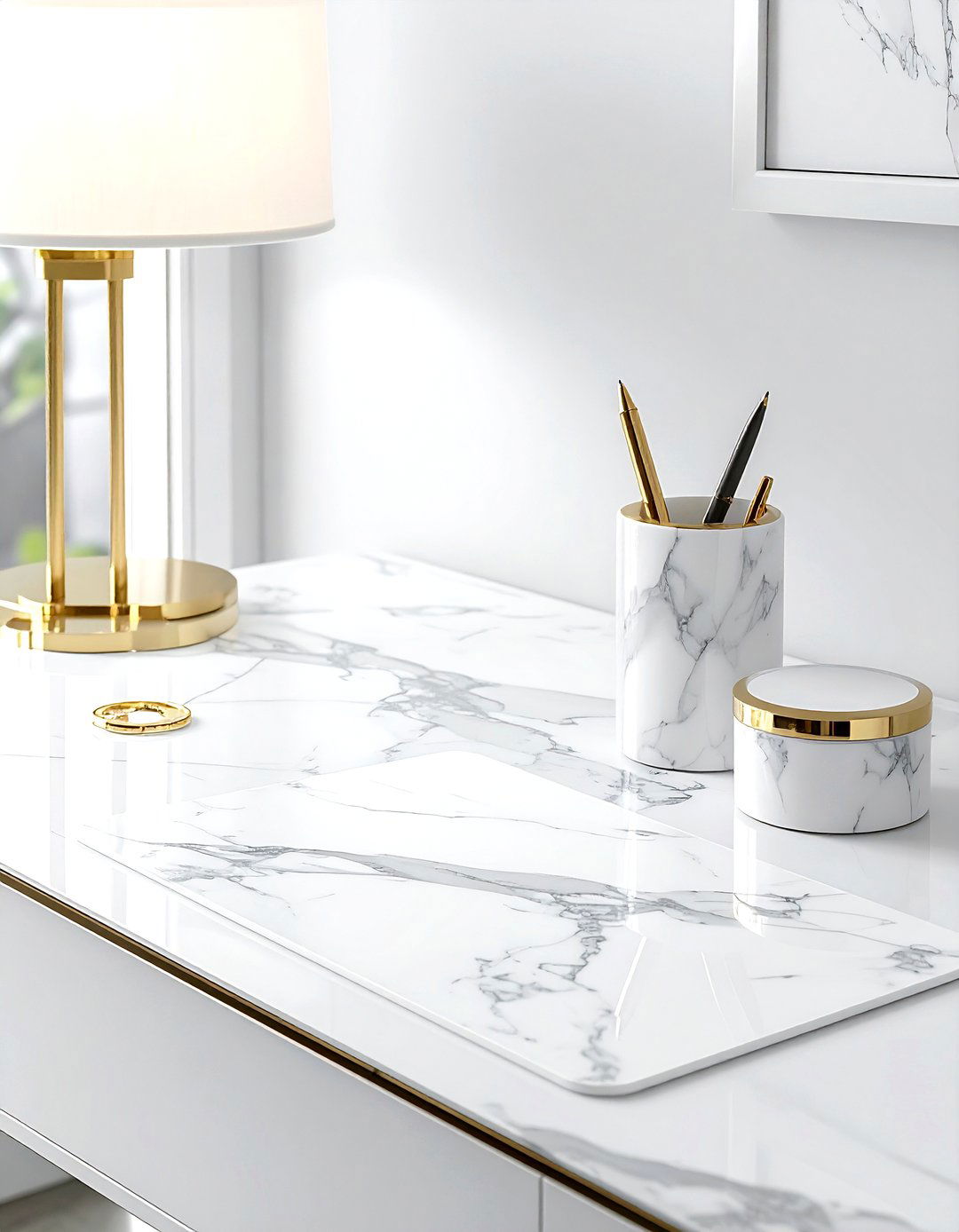 Marble Desk Accents - 30 desk decor ideas
