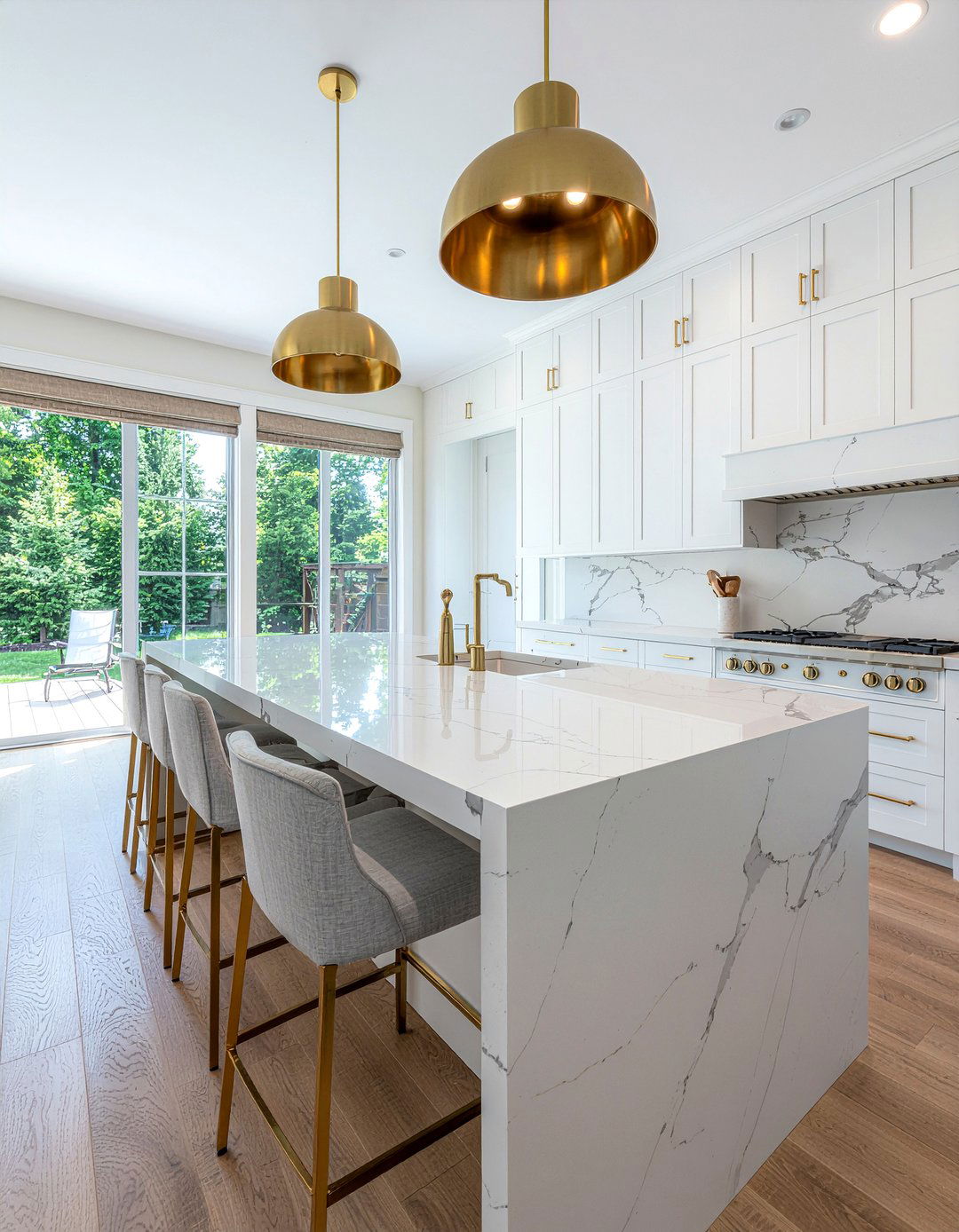 Marble Effect Worktops - 30 new build kitchen ideas