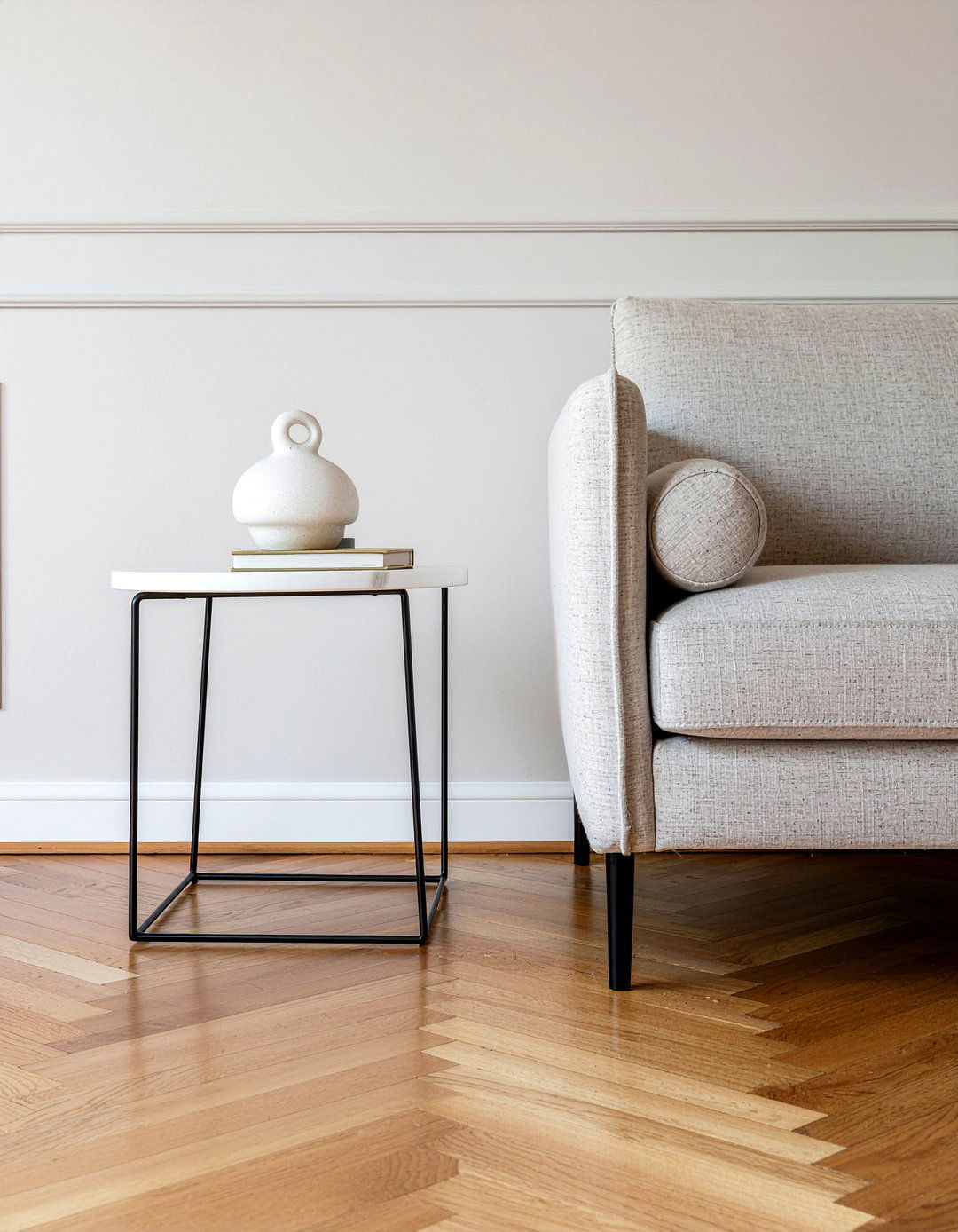 Marble Side Table - 30 living room Scandinavian furniture ideas