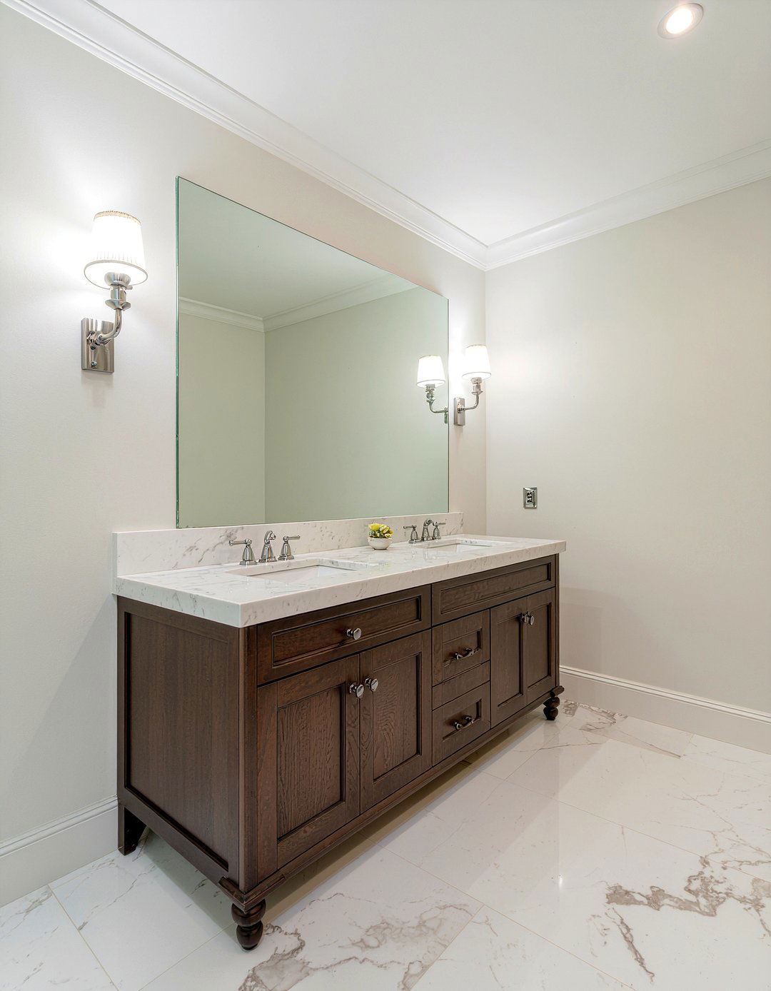 Marble bathroom vanity - 30 bathroom classic element ideas