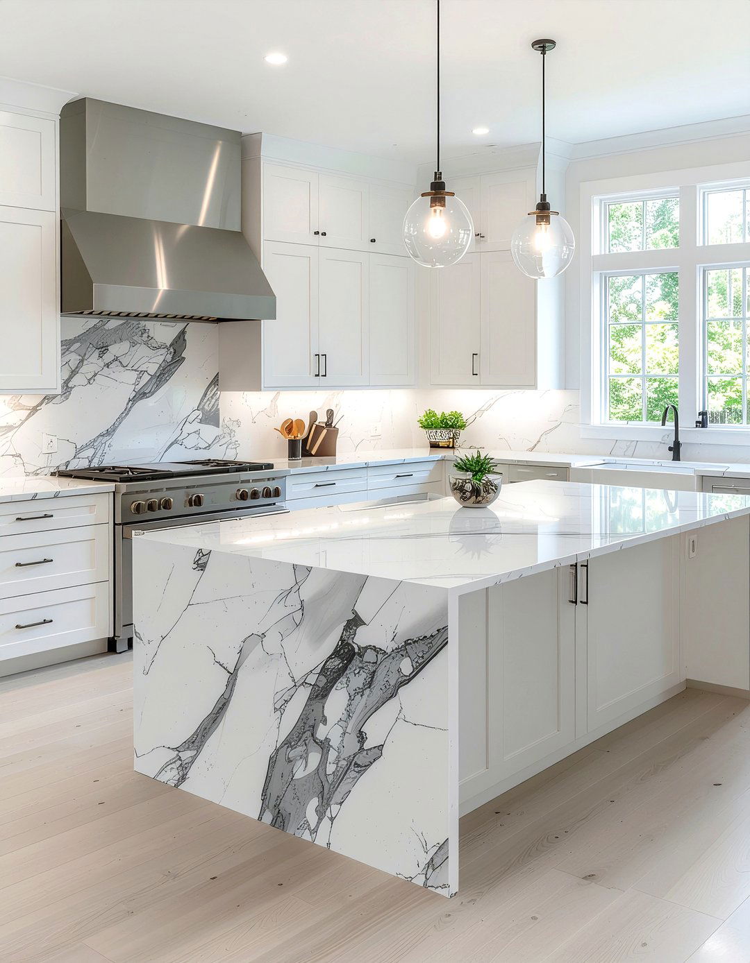 Marble kitchen countertop - 30 kitchen focal point ideas