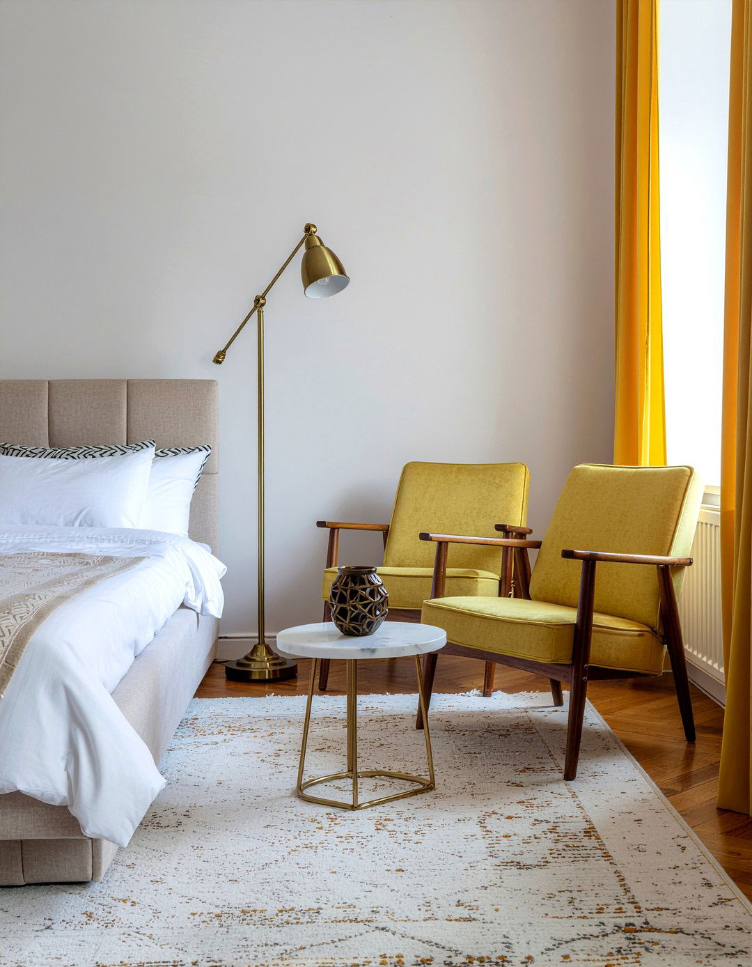 Master Bedroom Sitting Area - 30 multigenerational bedroom ideas