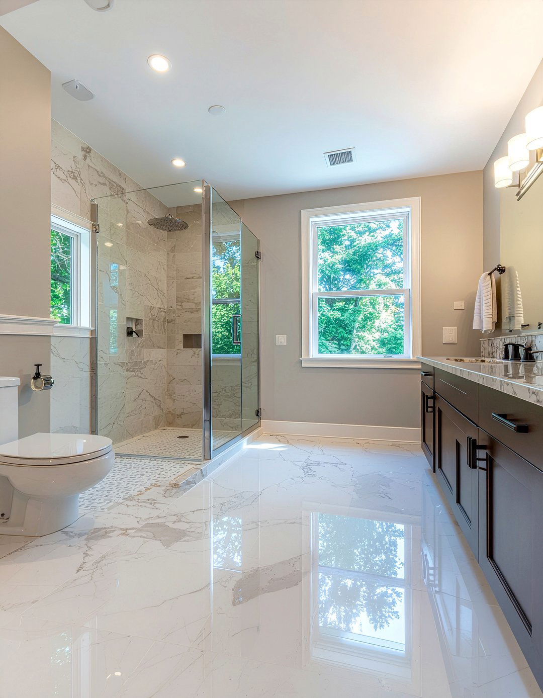 Master suite bathroom addition - 30 bathroom expansion ideas