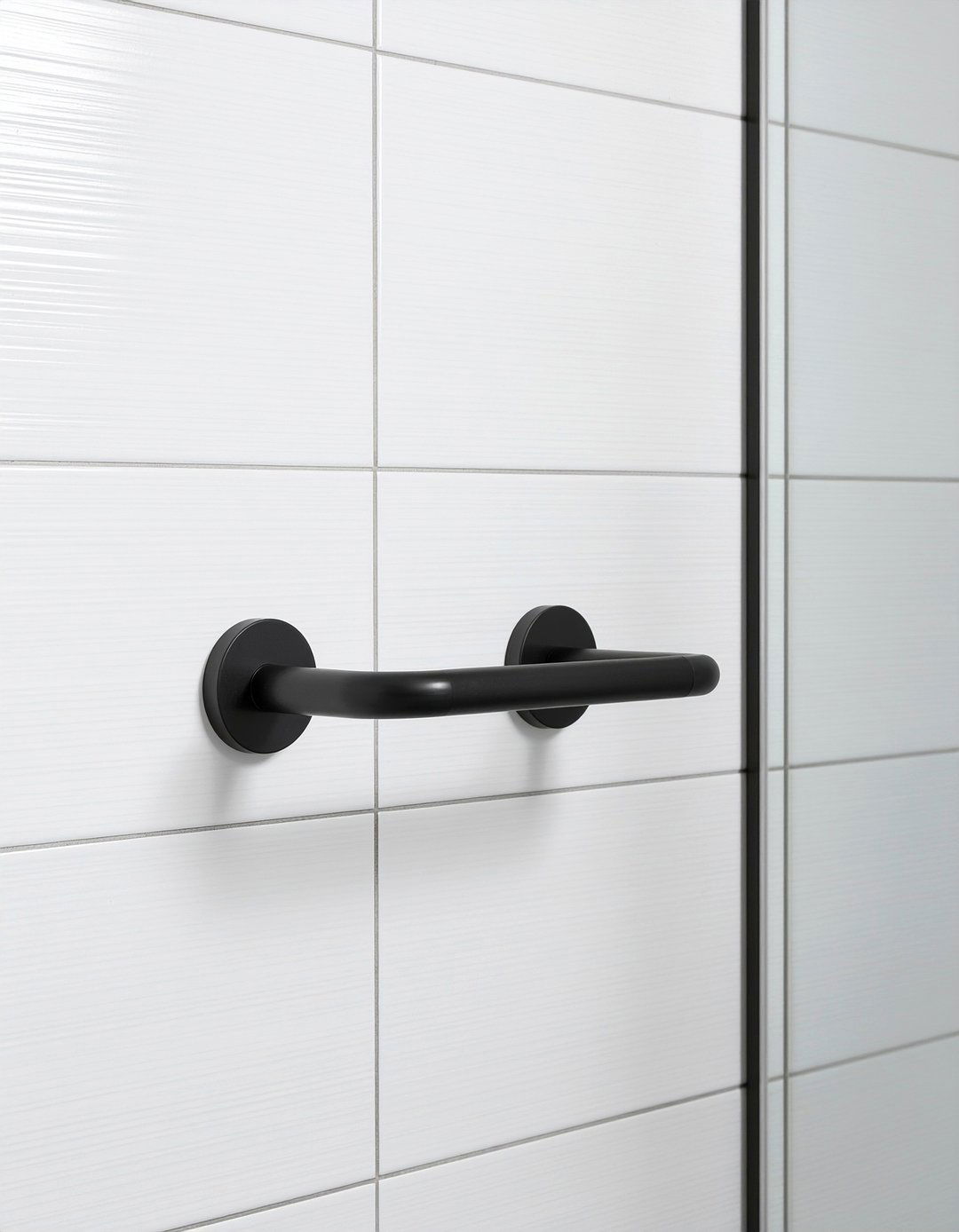 Matte Black Grab Bar - 30 matte black bathroom hardware ideas