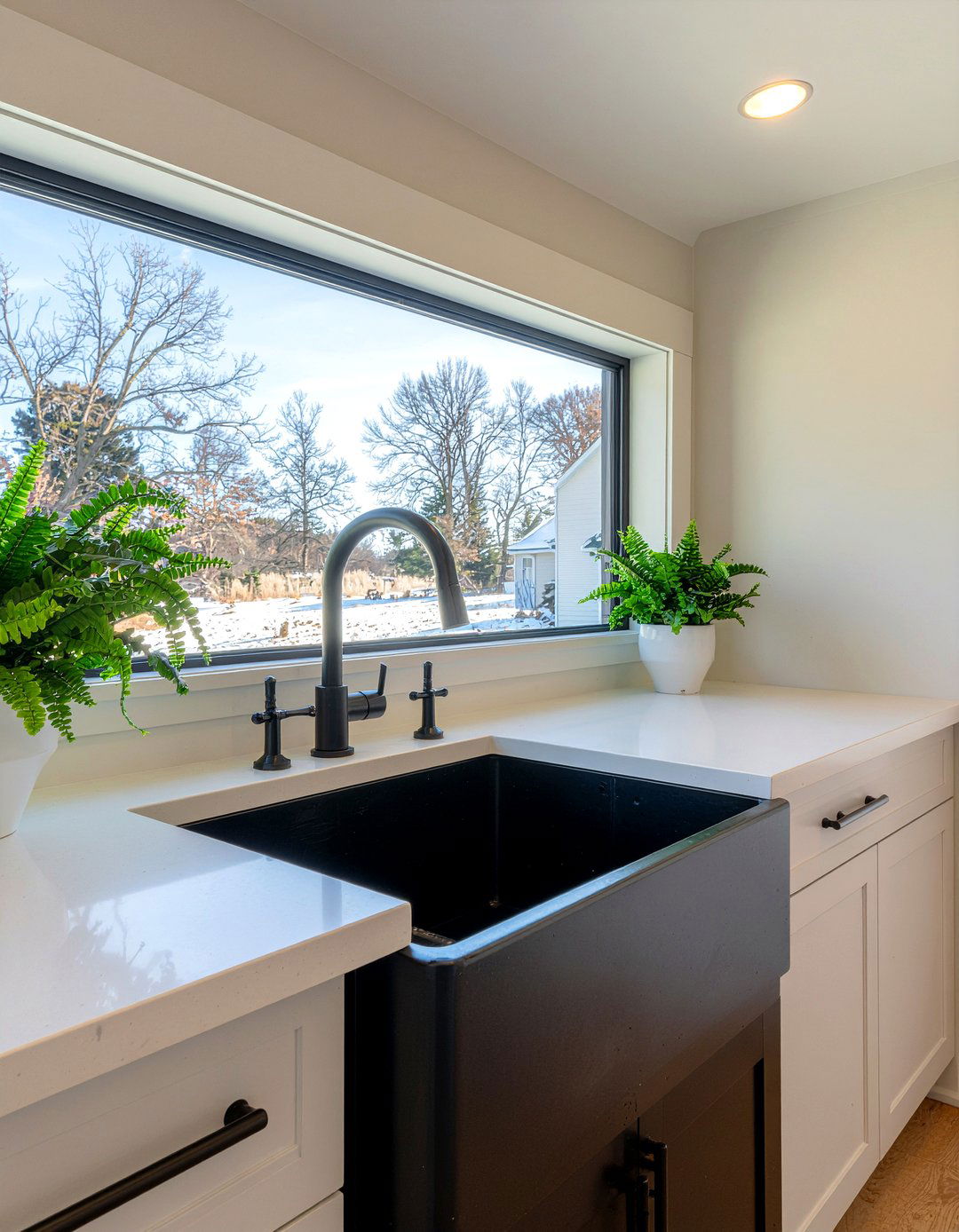 Matte black farmhouse kitchen faucet - 30 matte black faucet ideas