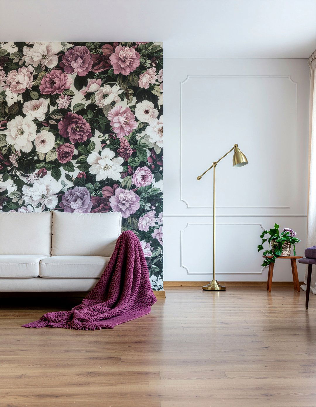 Mauve floral wallpaper - 30 mauve living room ideas