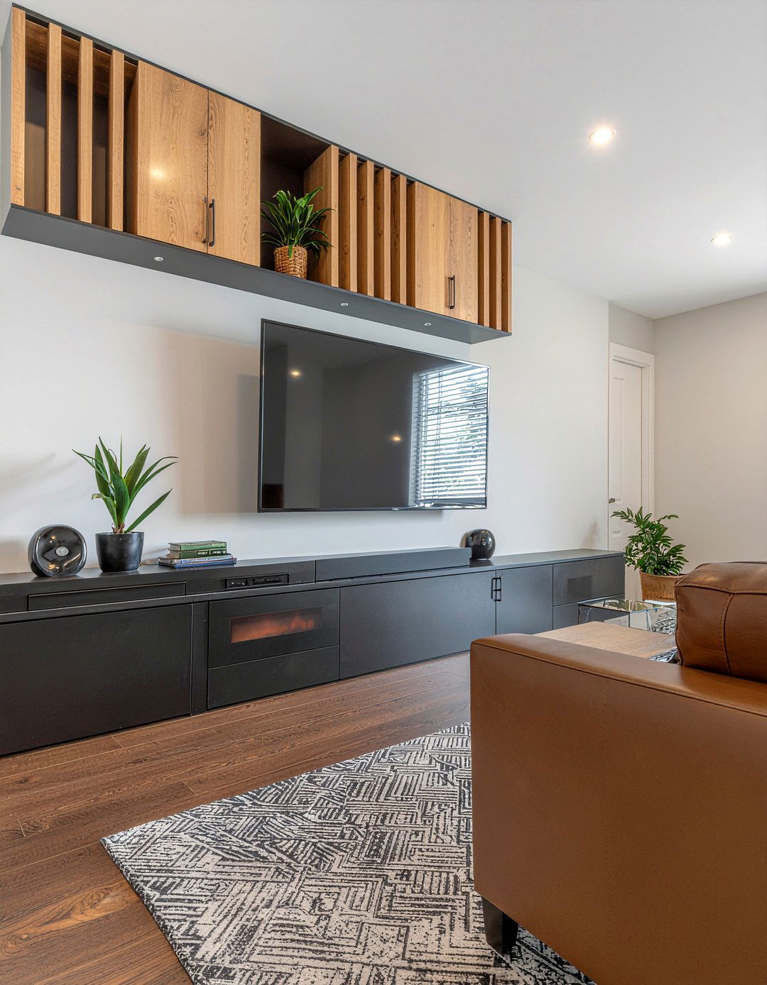 Media wall - 30 living room renovation ideas