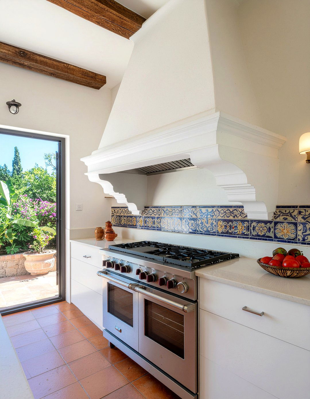 Mediterranean Plaster Hood - 30 plaster hood kitchen ideas