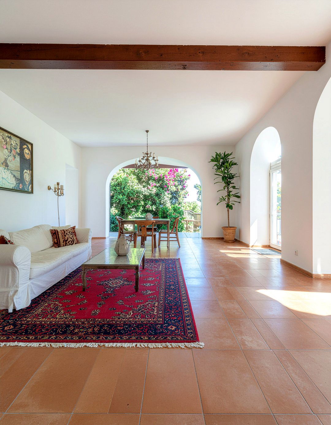 Mediterranean Style Open Floor Plan - 30 Spanish living room ideas