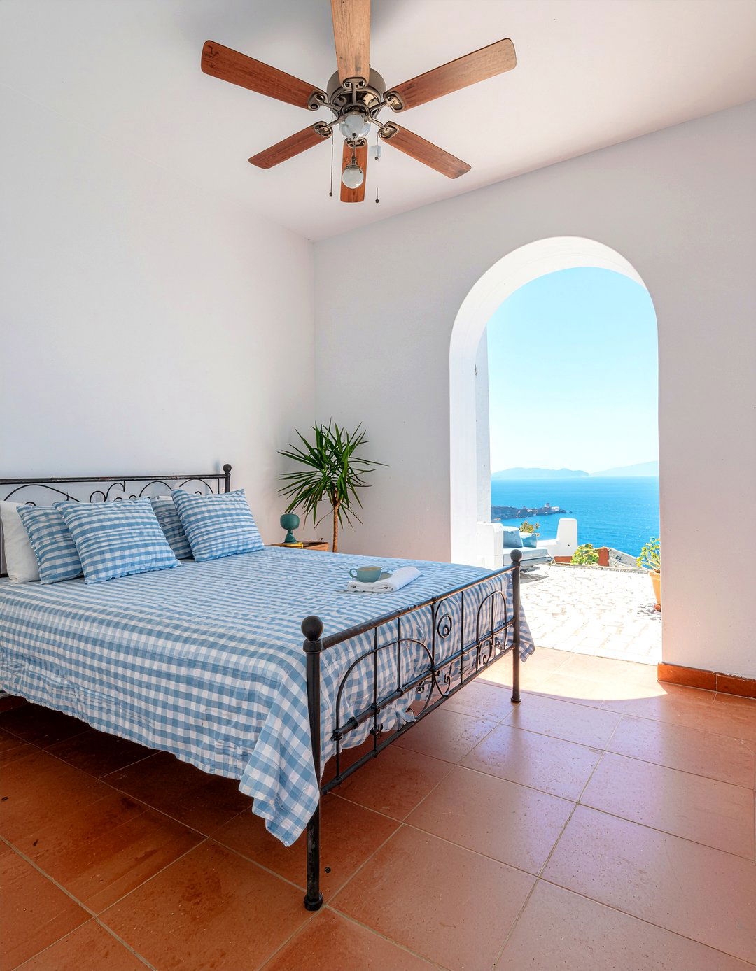 Mediterranean Terracotta Bedroom Style - 30 terracotta bedroom ideas