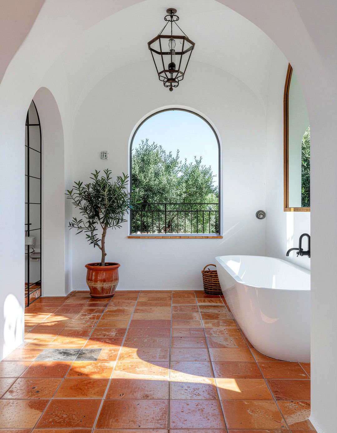 Mediterranean Tile Bathroom - 30 cozy bathroom settings