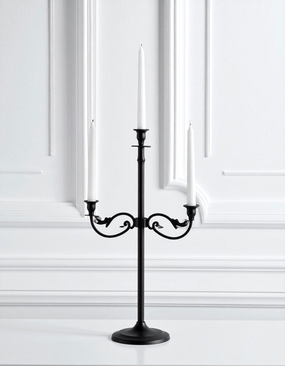 Metal Candle Holder - 30 chest of drawers decor ideas