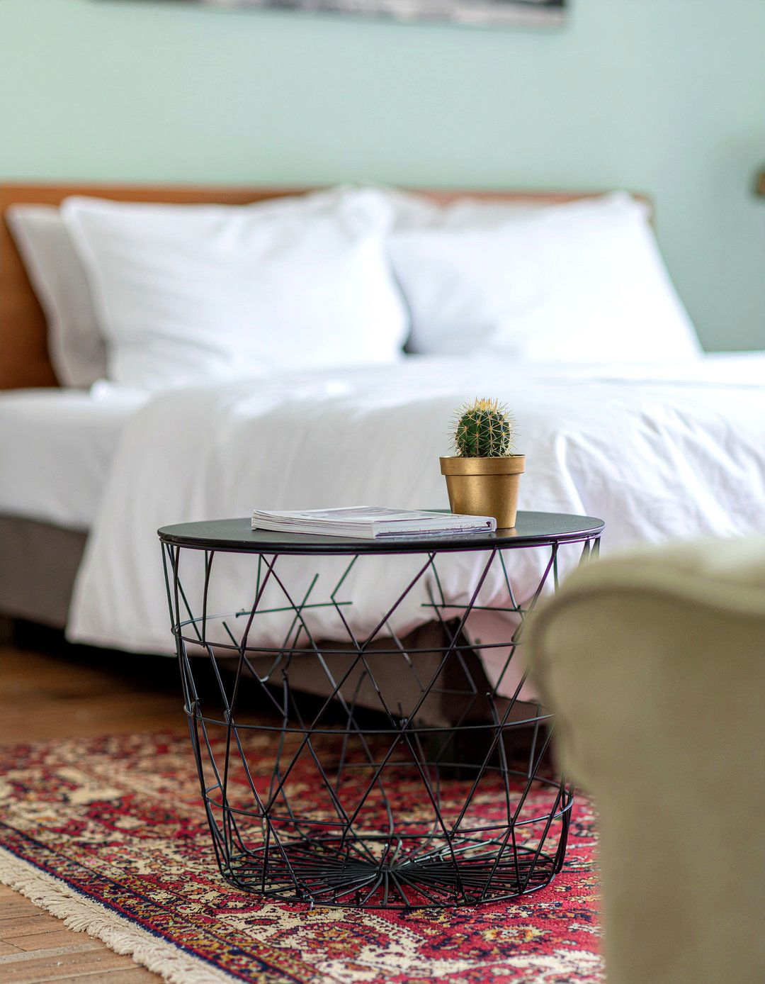 Metal Wire Storage Basket - 30 cheap bedroom furniture ideas