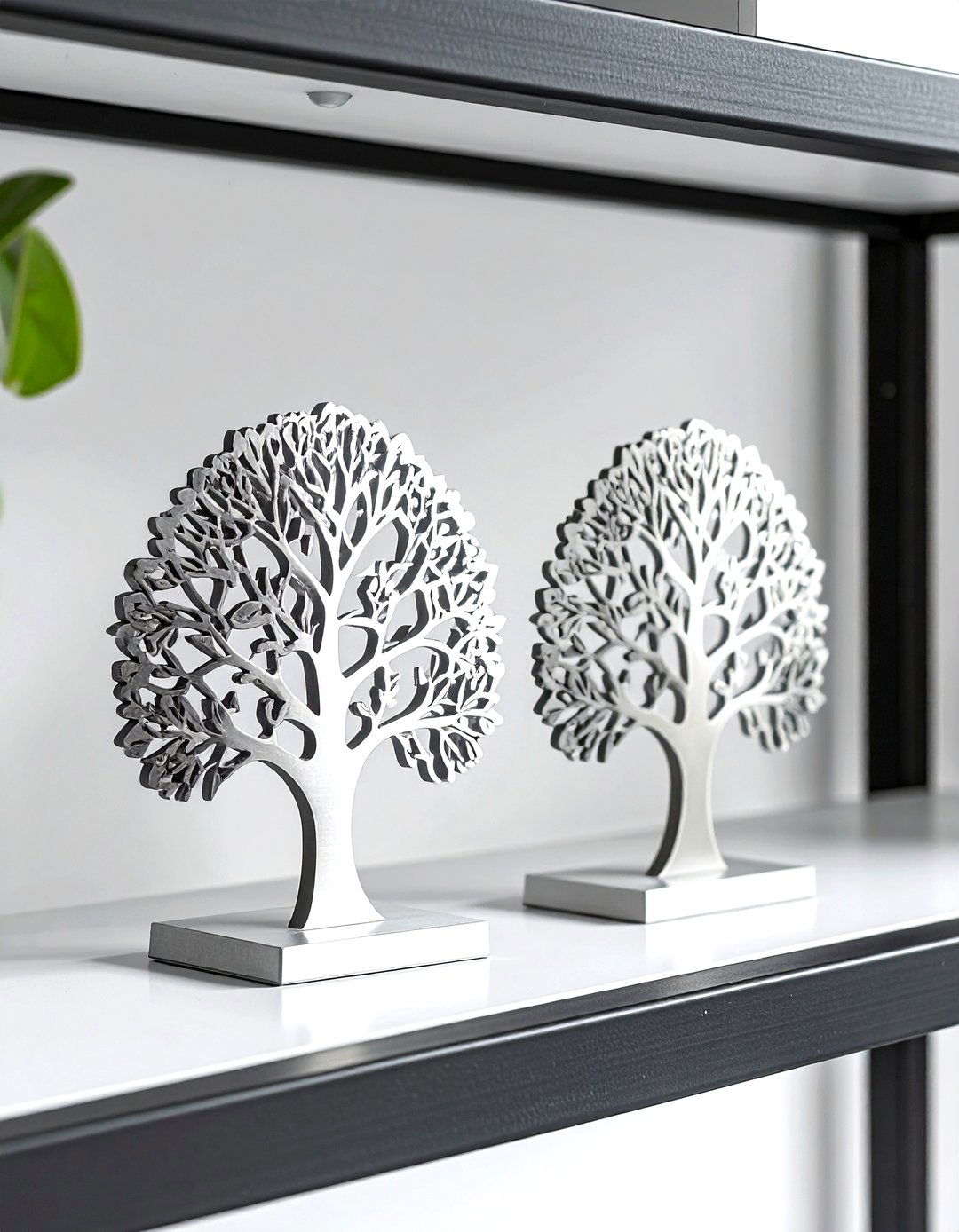 Metal bookend - 30 bookend ideas