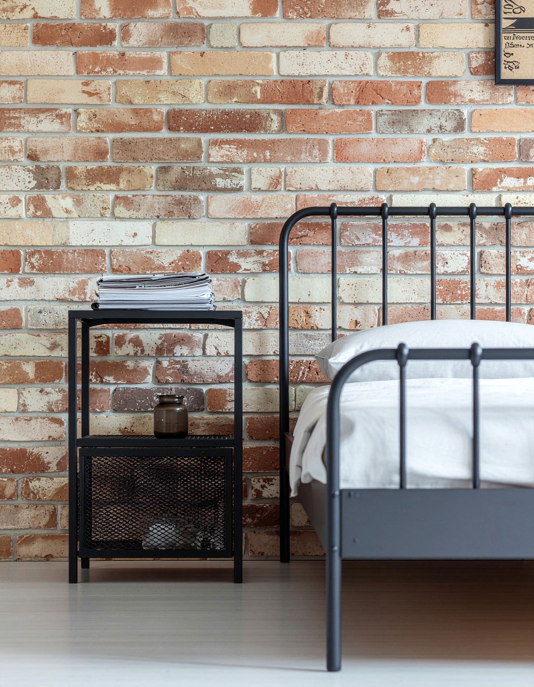 Metal magazine rack - 30 bedroom magazine racks