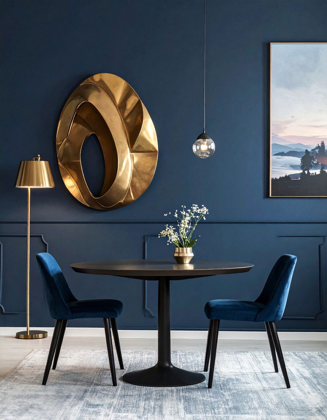 Metallic Wall Decor - 30 twilight dining room ideas