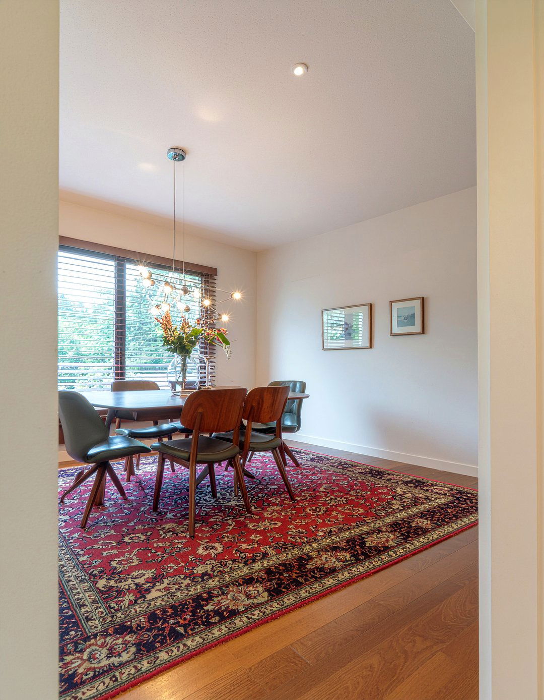 Mid Century Dining Mirror - 30 dining room mirror ideas