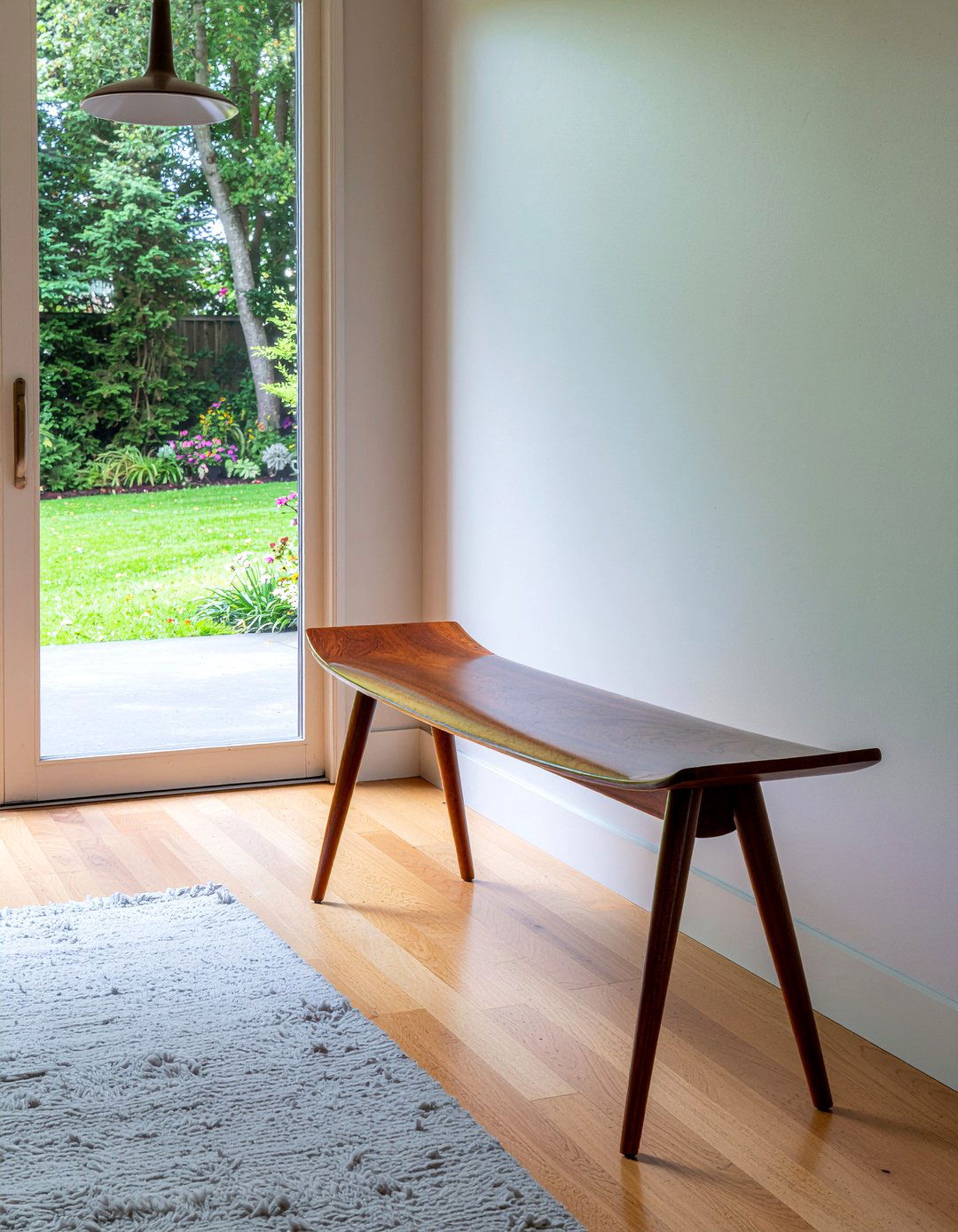 Mid Century Modern Bench - 30 backless dining bench ideas