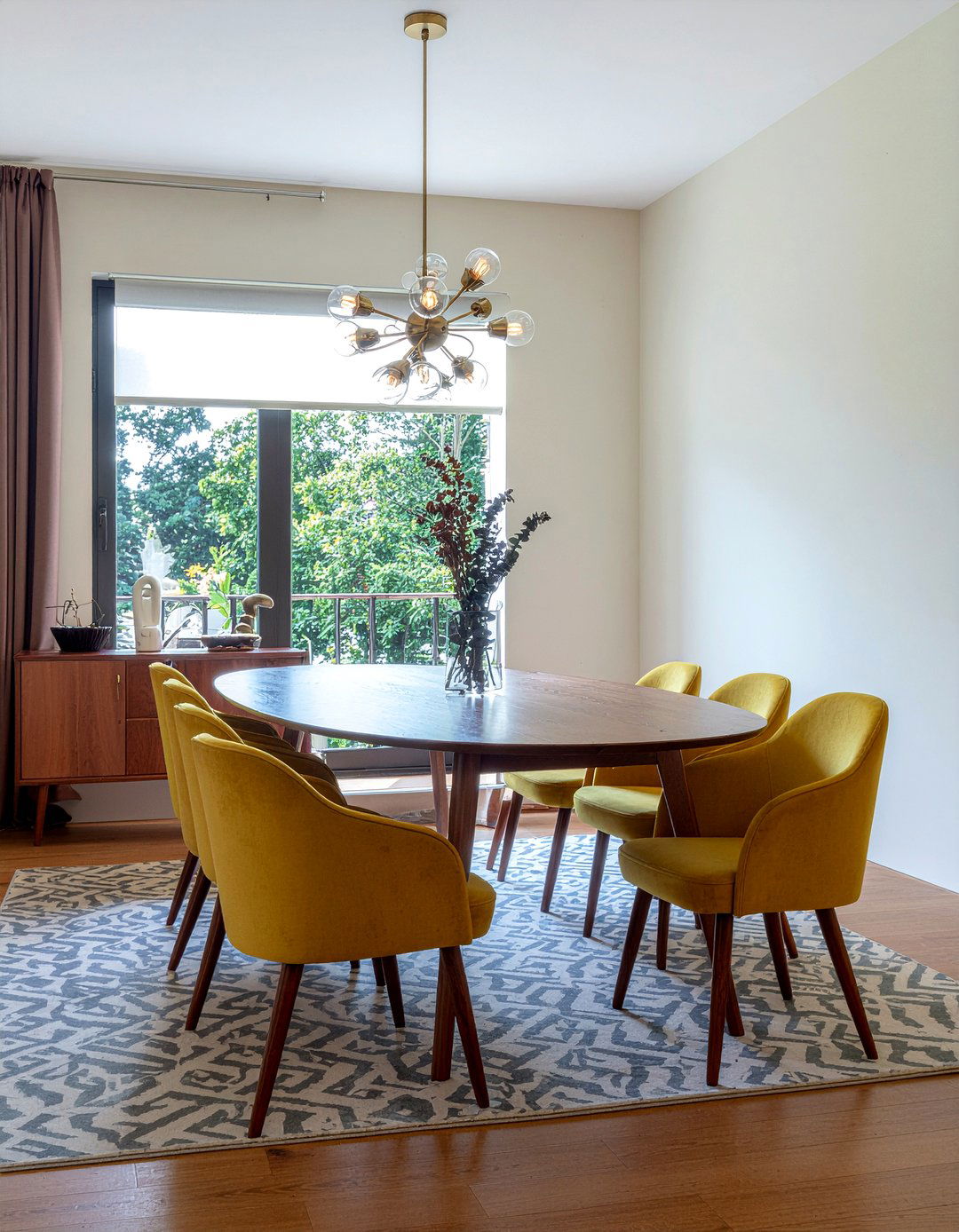 Mid Century Modern Dining - 30 showstopper dining room ideas
