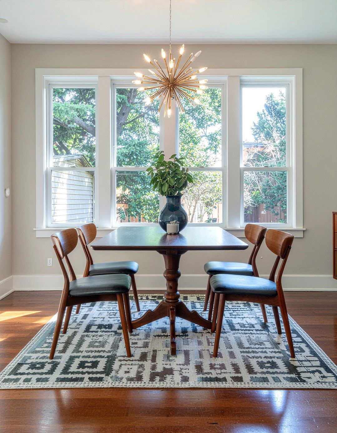 Mid Century Modern Dining Set - 30 personal dining room ideas