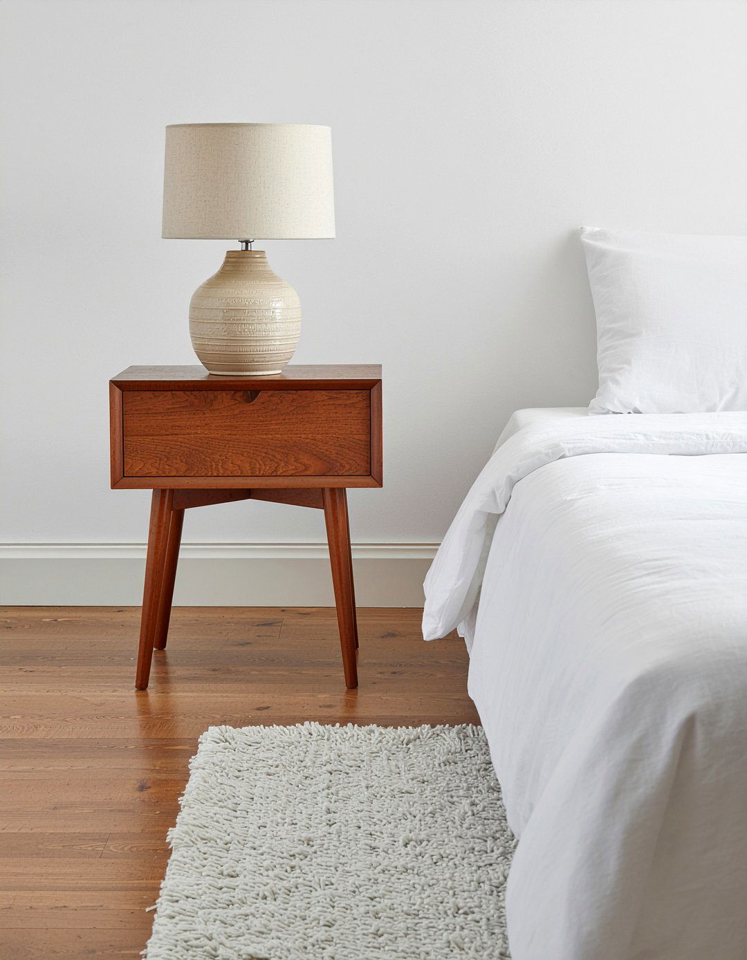 Mid Century Modern Nightstand - 30 bedroom vintage nightstands