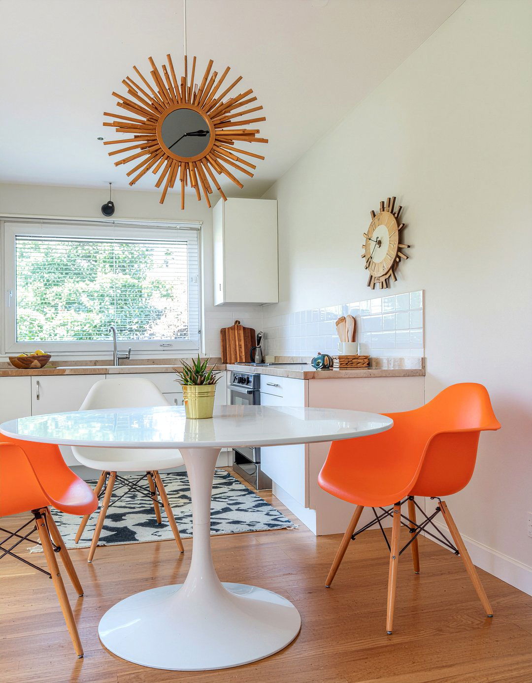 Mid Century Modern Nook - 30 kitchen nook ideas