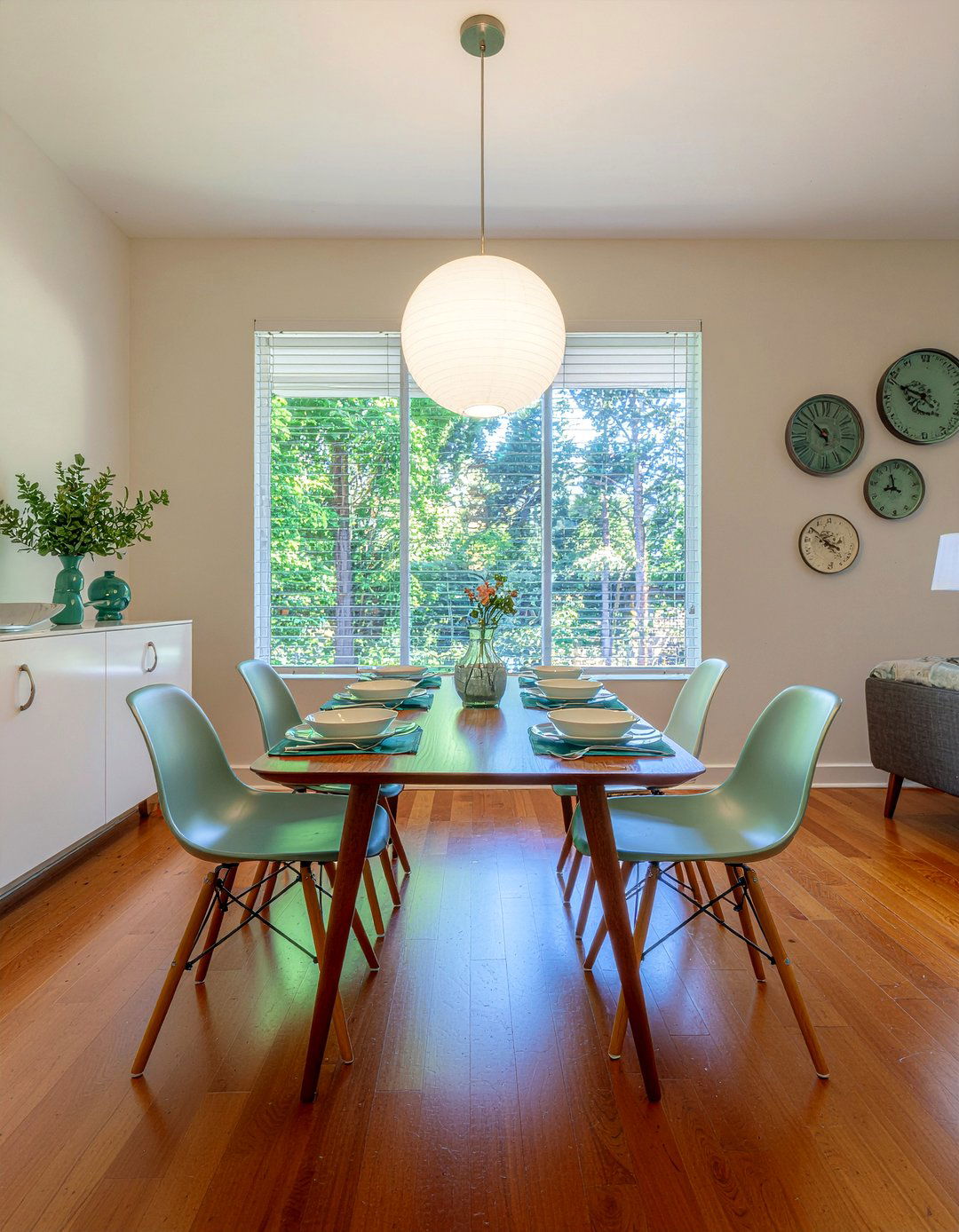 Mid Century Modern Plates - 30 dinnerware dining room ideas
