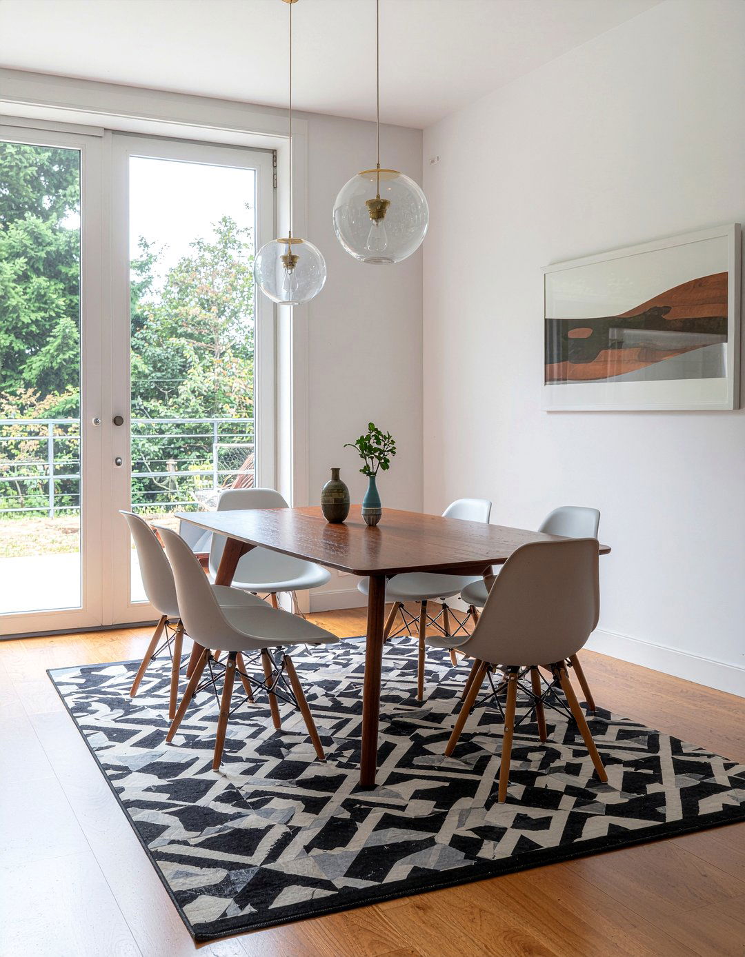 Mid Century Modern Sphere Lighting - 30 multiple pendant dining room ideas