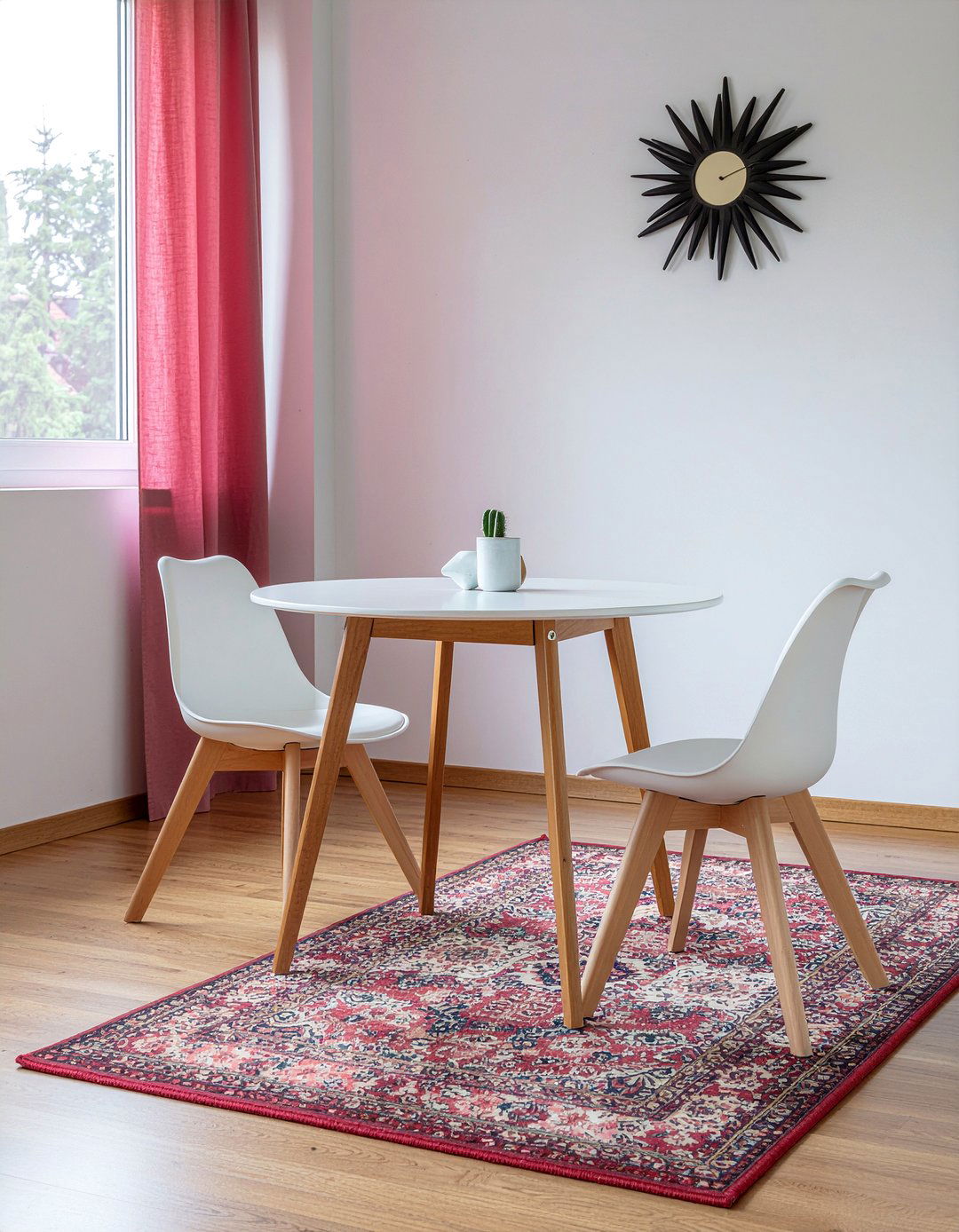 Mid century modern dining - 30 family-friendly dining room ideas