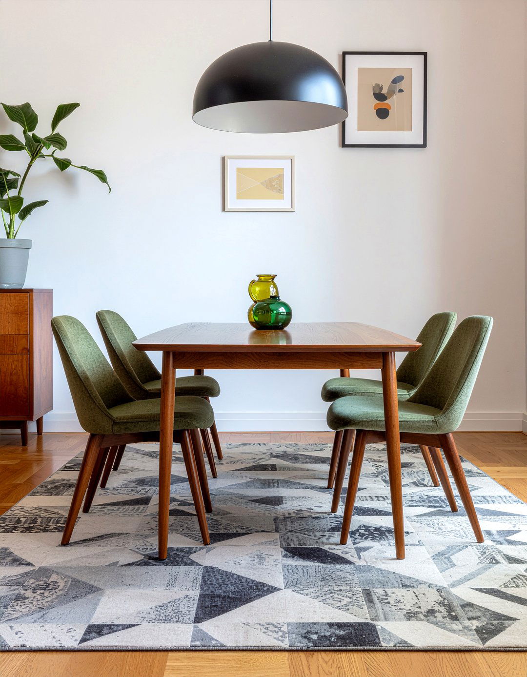Mid century modern dining furniture - 30 Seattle dining room ideas