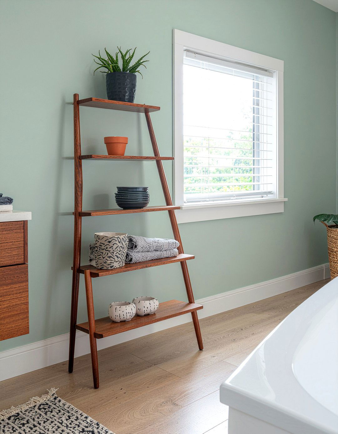 Mid century modern ladder shelf - 30 bathroom ladder shelf ideas