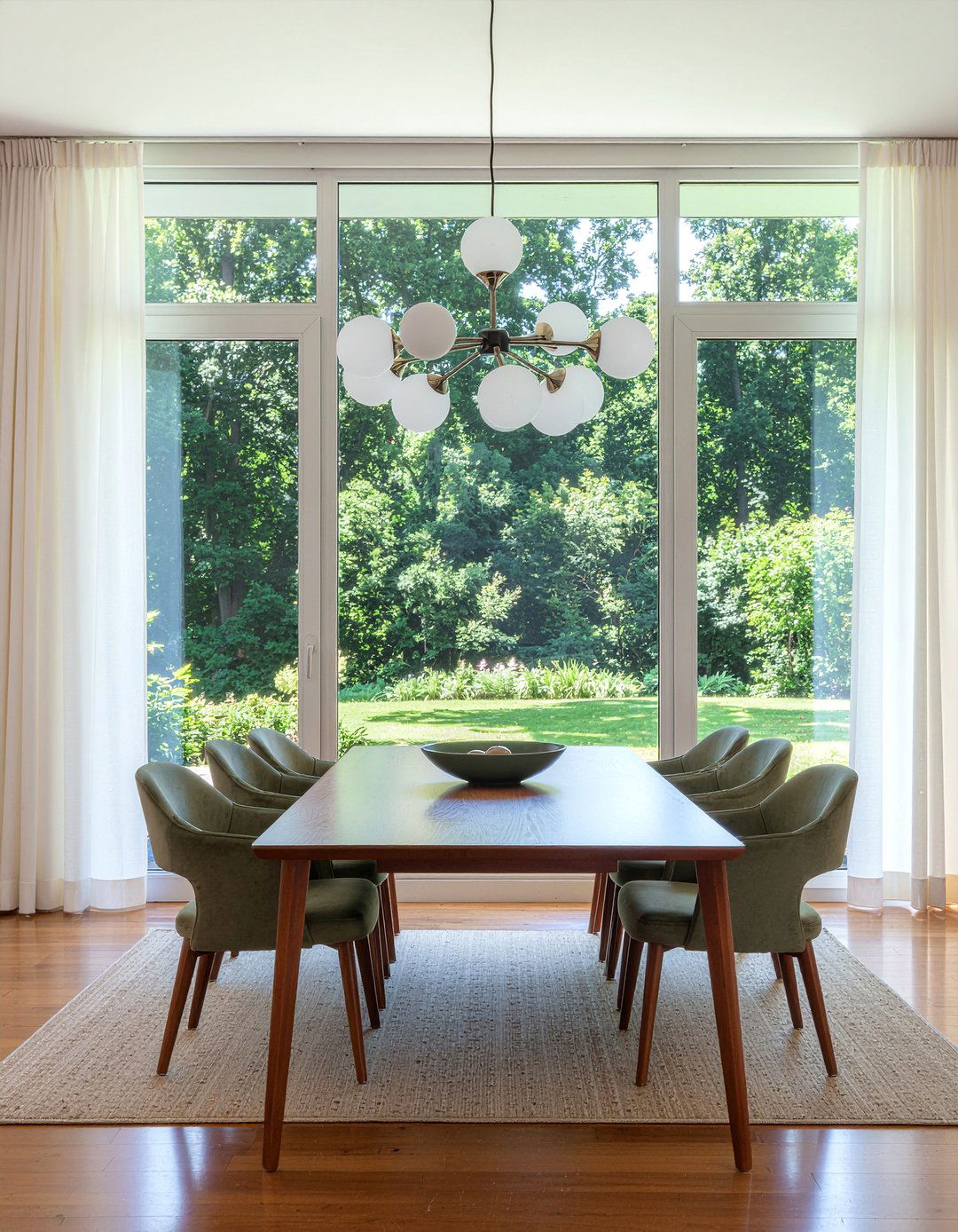 Mid century modern sheer curtains - 30 sheer curtain dining room ideas