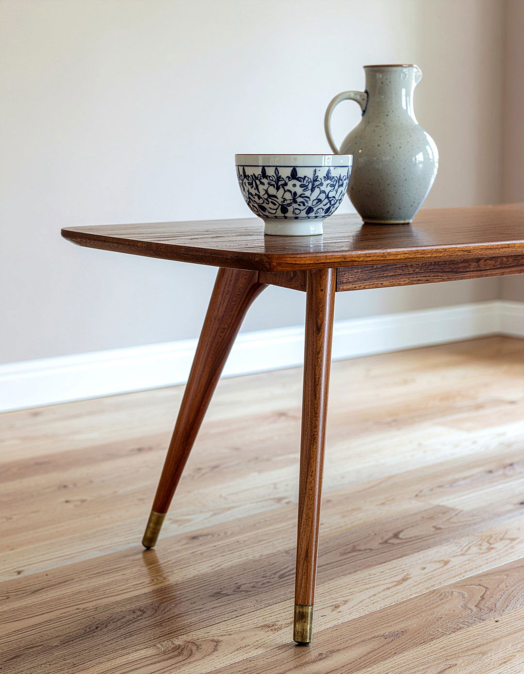 Mid century modern table - 30 DIY dining table ideas