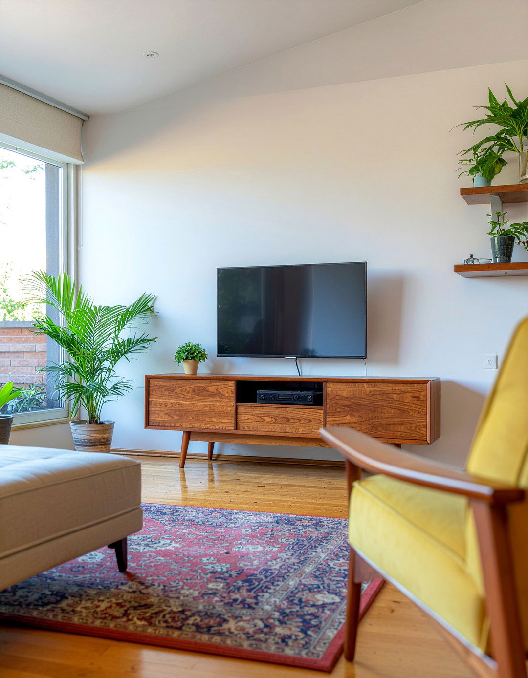 Mid century modern tv stand - 30 living room wall mounted tv ideas