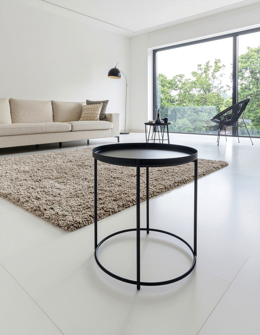 Minimalist Black Side Table - 30 living room end table ideas