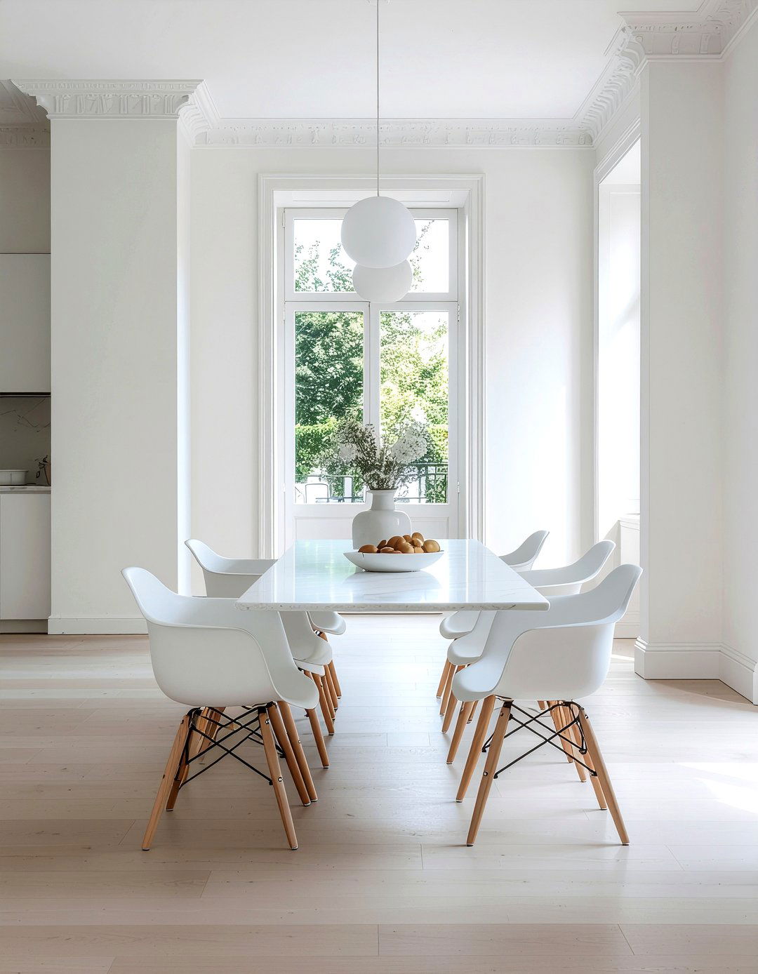 Minimalist Dining Room - 30 new construction dining room ideas