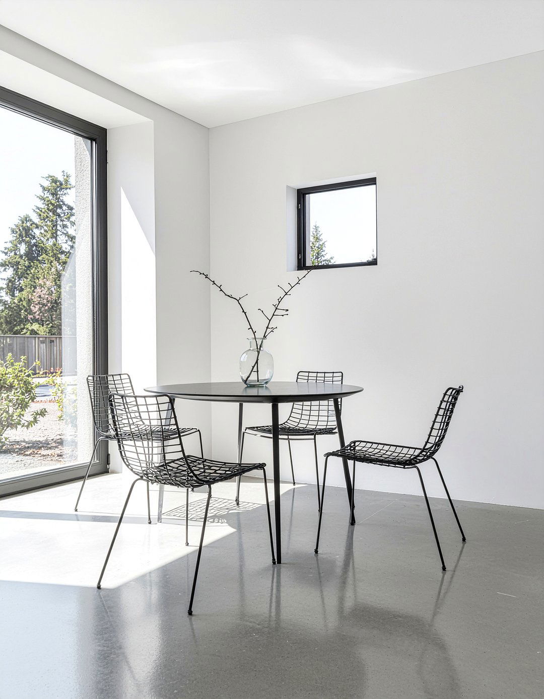 Minimalist Dining Room Furniture - 30 dining room scale ideas