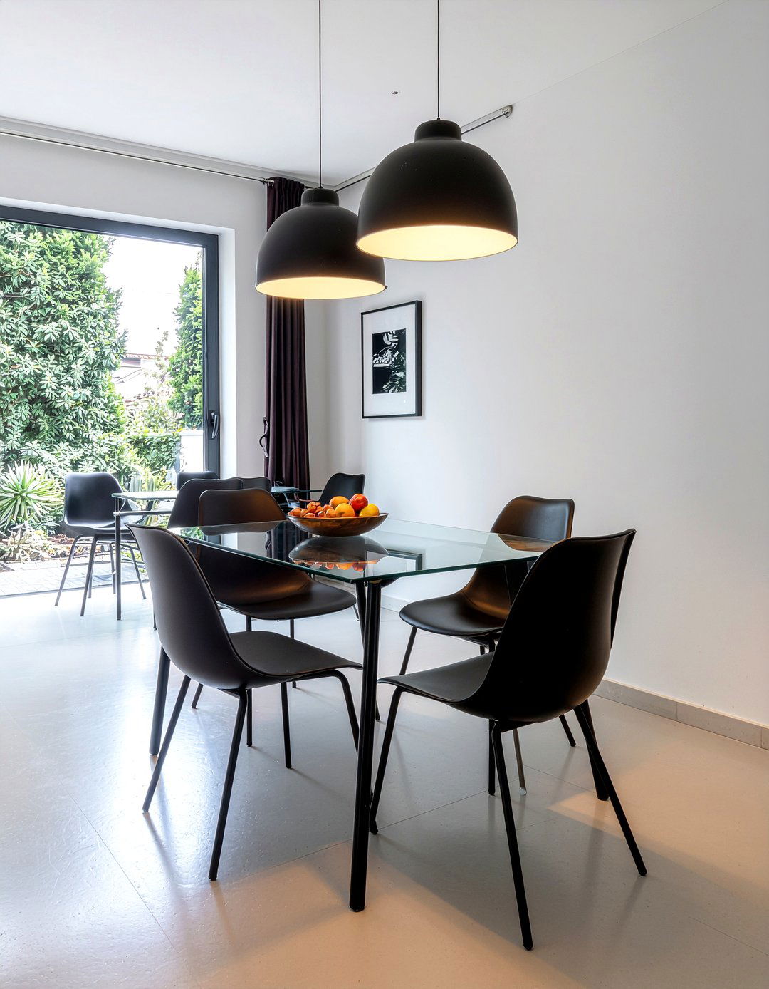 Minimalist Dining Set - 30 ambient dining room ideas