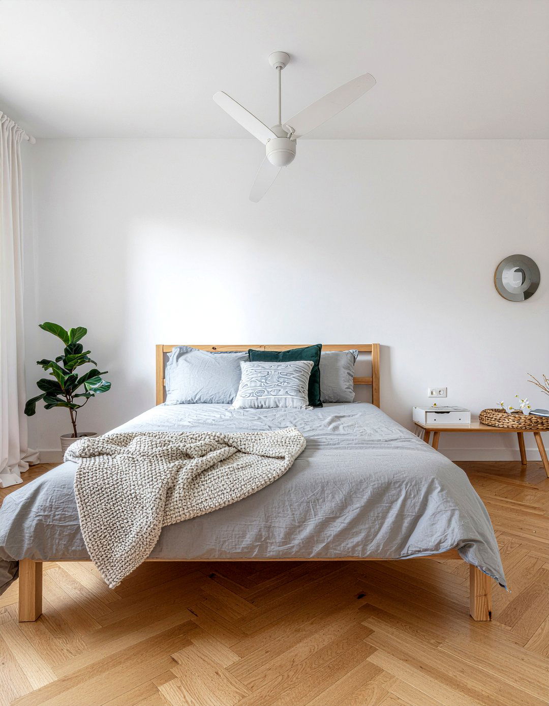 Minimalist White Fan - 30 bedroom fans