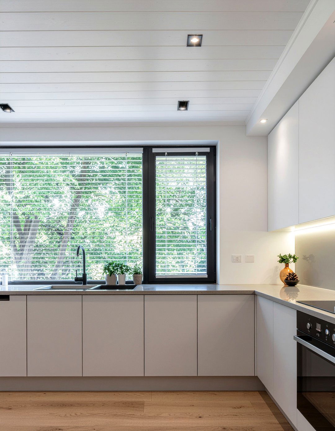 Minimalist White Shiplap Ceiling - 30 kitchen shiplap ceiling ideas