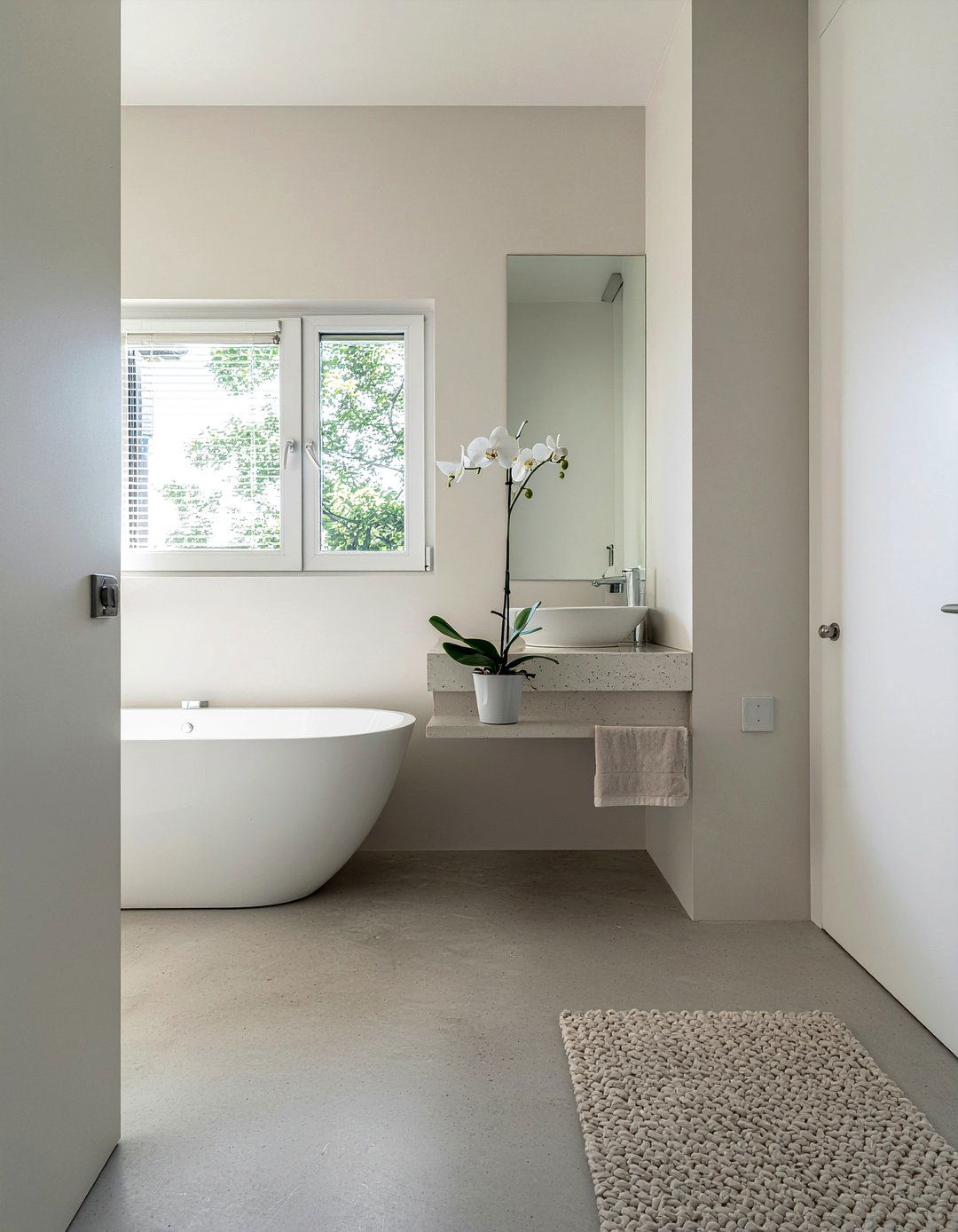 Minimalist bathroom orchid styling - 30 bathroom orchid ideas