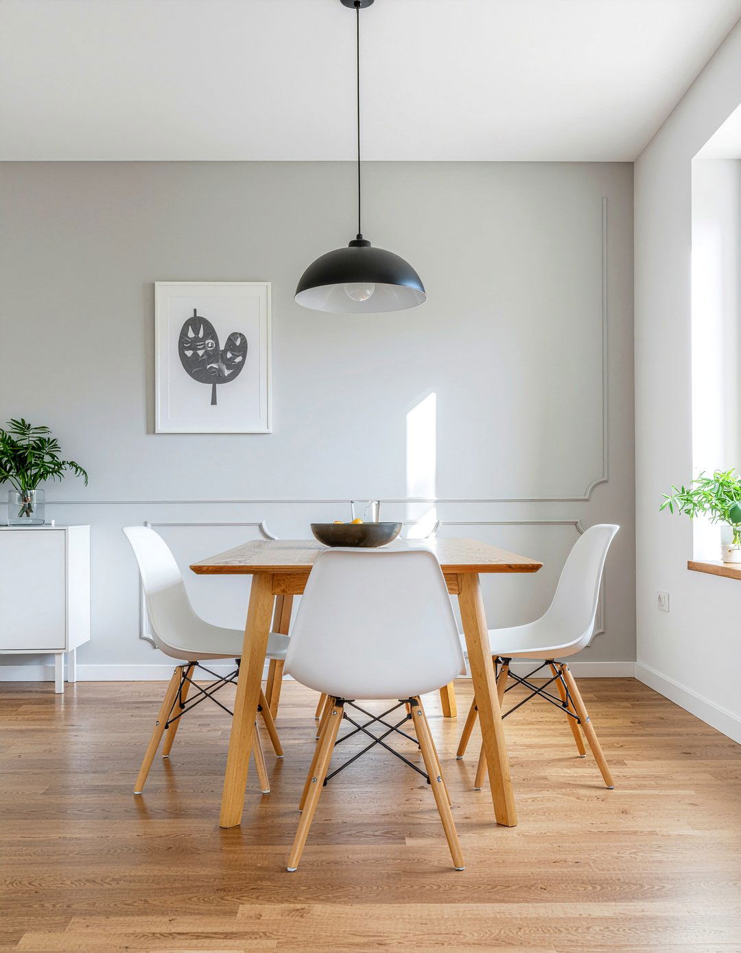 Minimalist dining room decor - 30 Seattle dining room ideas