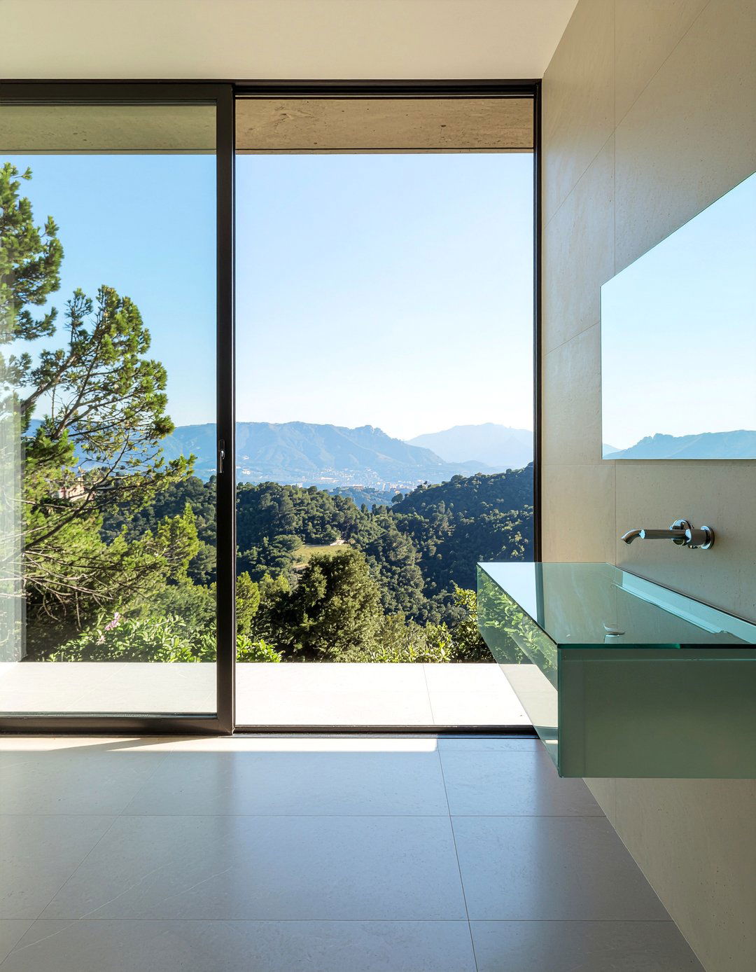 Minimalist glass sink - 30 glass sink ideas