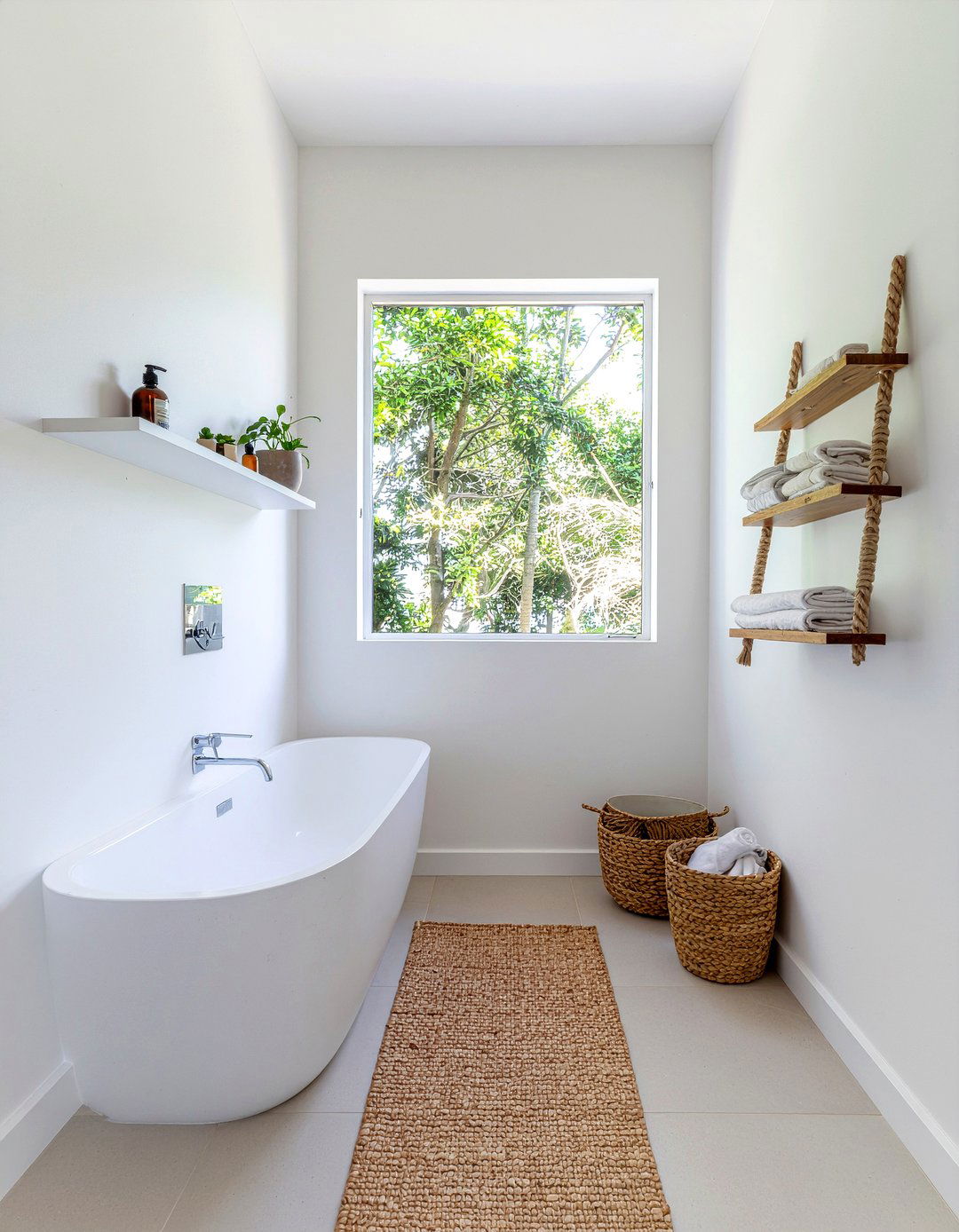 Minimalist ladder shelf bathroom - 30 bathroom ladder shelf ideas