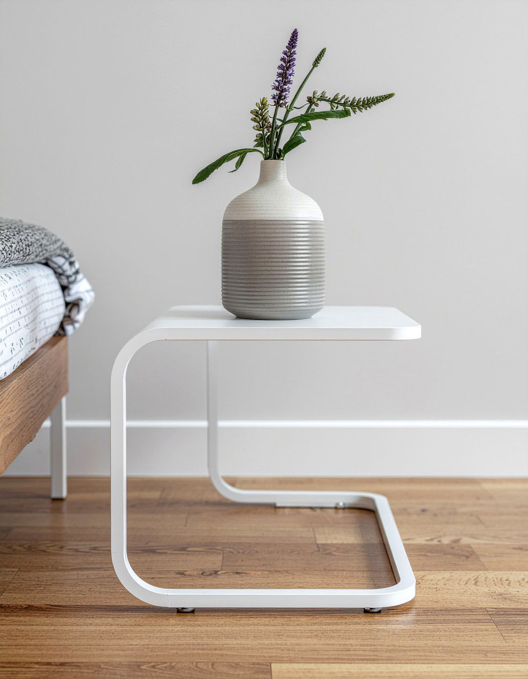 Minimalist nightstand - 30 bedroom nightstands