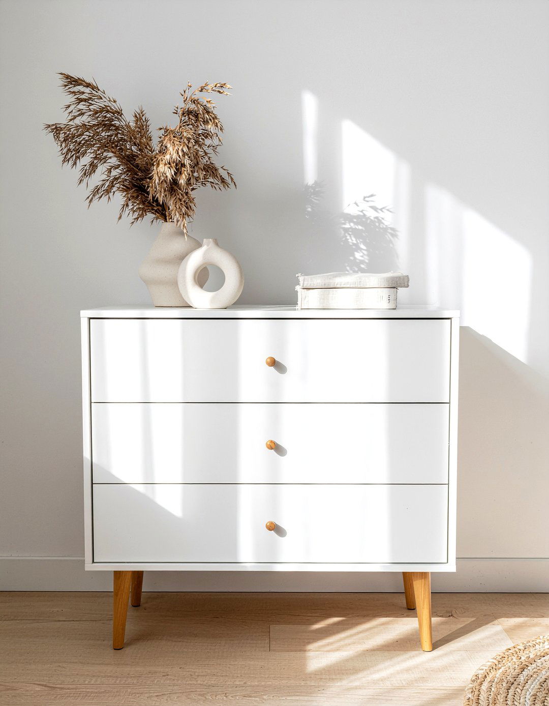 30 Stunning Bedroom Modern Dressers for a Sleek Space