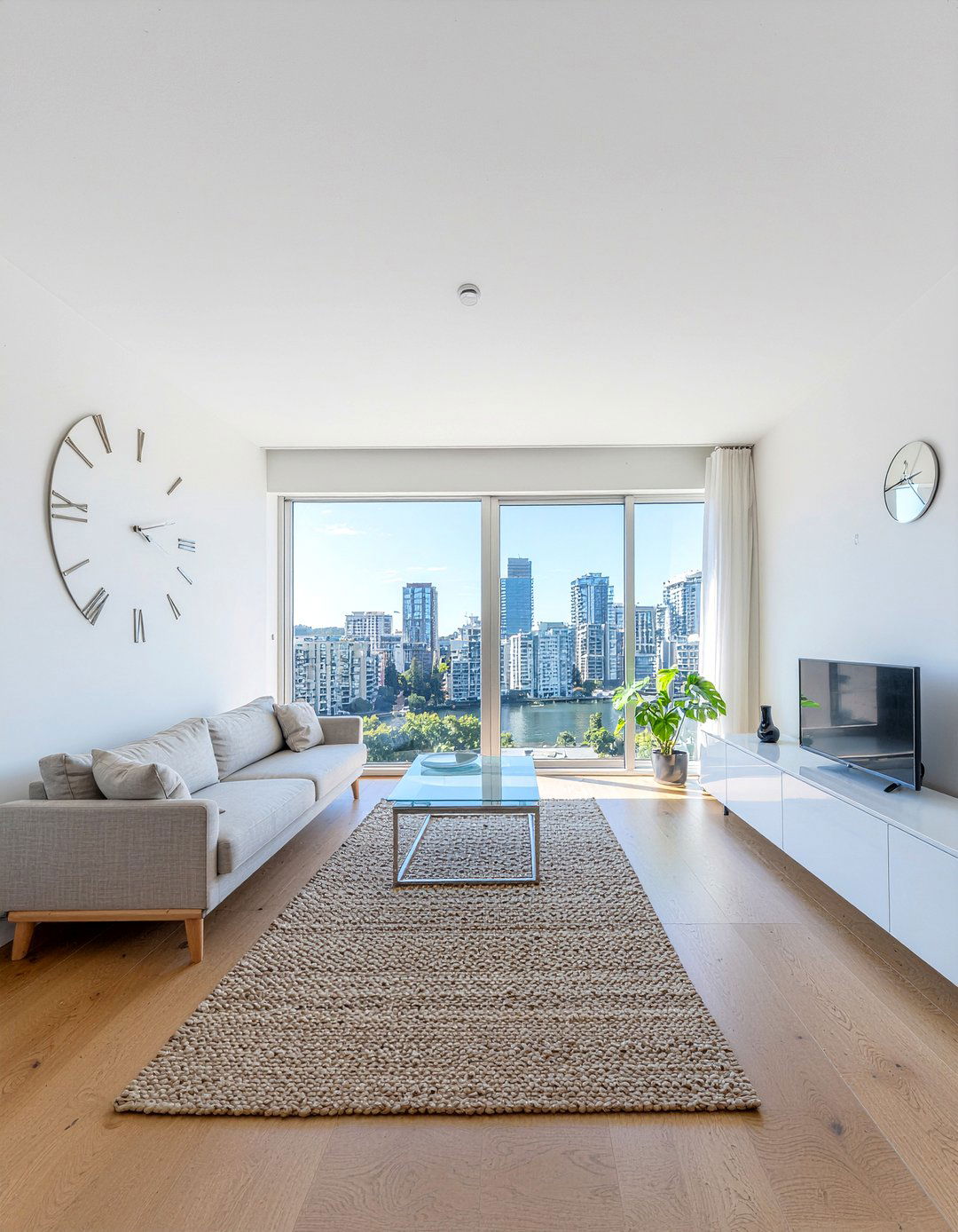 Mirror wall clock - 30 living room clock ideas